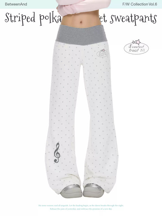 Fleece-lined white polka-dot sweatpants
